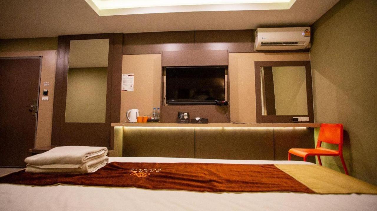 Grande Classic By Goad Avadhess Hospitality 1 Km Walking Street Pattaya Beach Экстерьер фото